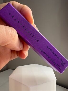 10/$60: Chantecaille Faux Cils Longest Lash Mascara Black 4g BNIB